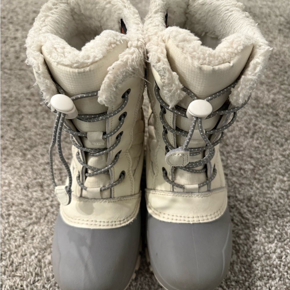 Kids Snow Boots - Cream and Gray